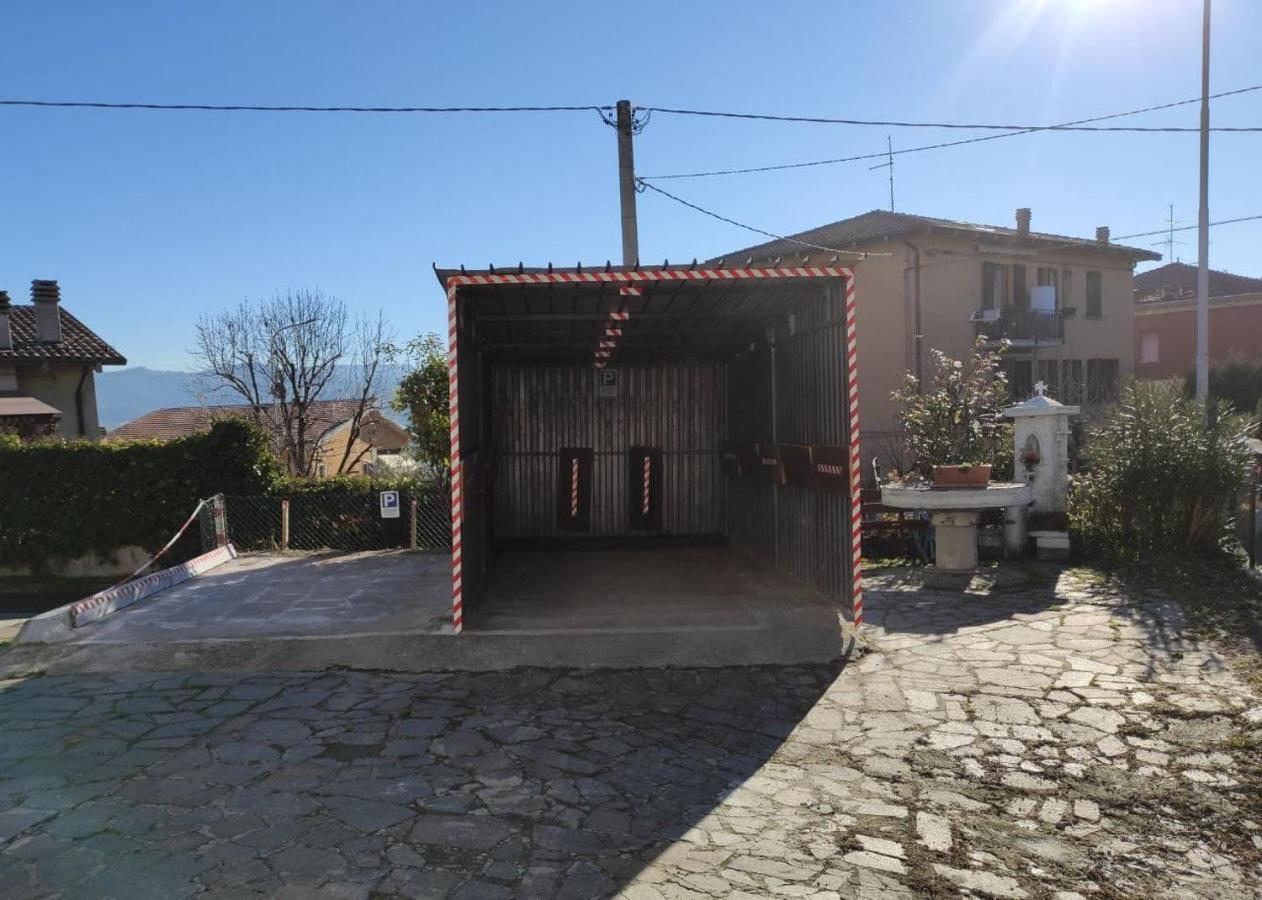 Il Falco Castellarano Exteriér fotografie